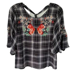 THML Anthropologie plaid pattern floral embroidered short butterfly sleeves top